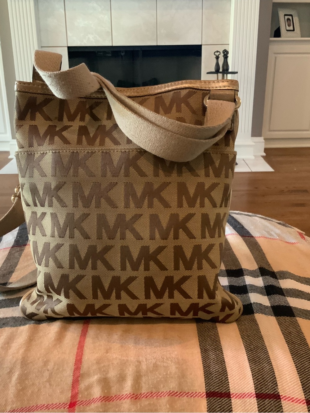 Michael Kors Tan & Brown MK Signature Crossbody Tote